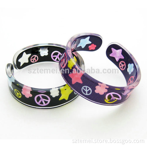 New Style Cheap Acrylic Fashion Bracelet From China Yiwu supplier